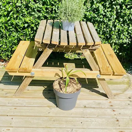 Les 3 E Oda ve Kahvaltı 3*